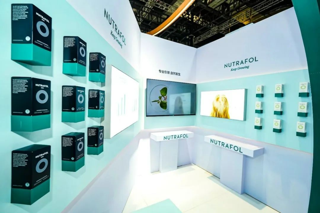 武漢會展設(shè)計搭建公司領(lǐng)你看最具有創(chuàng)意00家企業(yè)展臺的2023進博會(聯(lián)合利華展臺)2