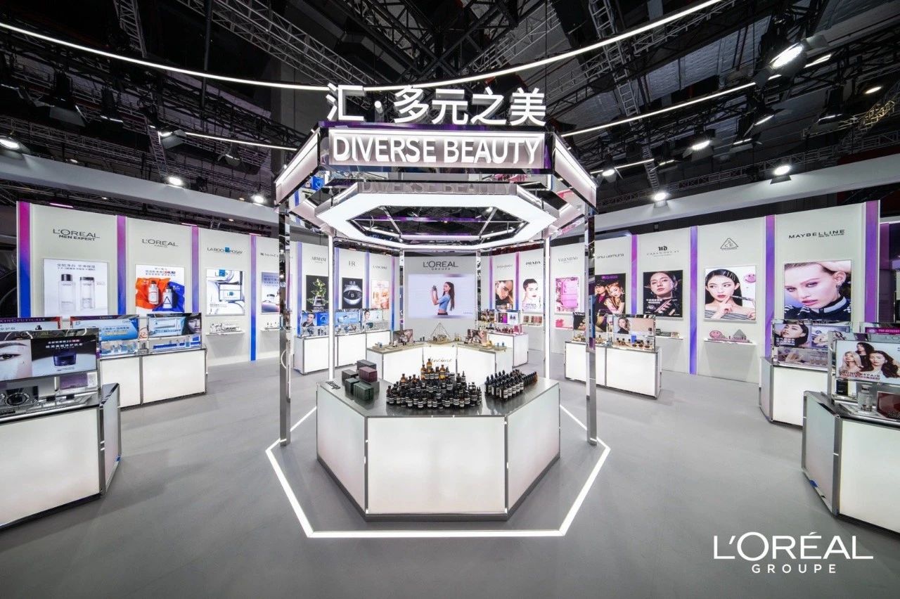 深圳展覽設計公司帶你看2023進博會最具有創意00家企業展臺(歐萊雅展臺)4